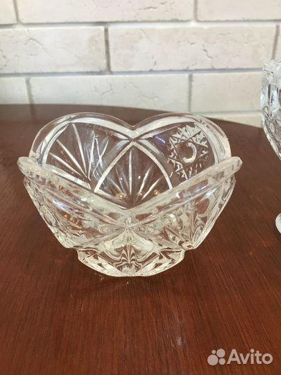 Хрустальная ваза