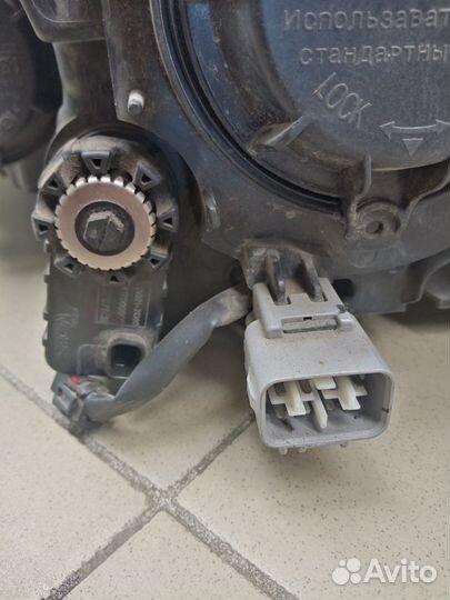 Фара правая Outlander (GF) 2012