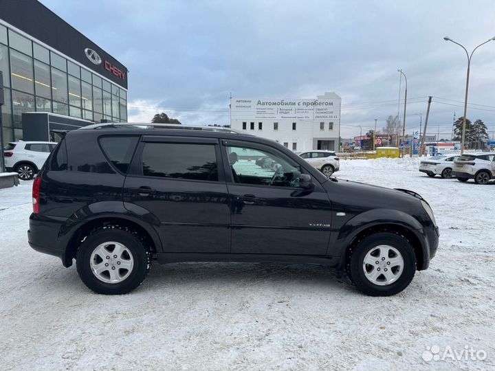 SsangYong Rexton 2.7 МТ, 2010, 197 140 км