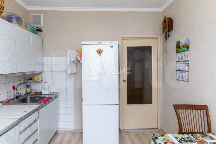 2-к. квартира, 52 м², 3/9 эт.