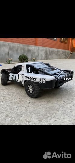 Traxxsas slash 4x4 vxl