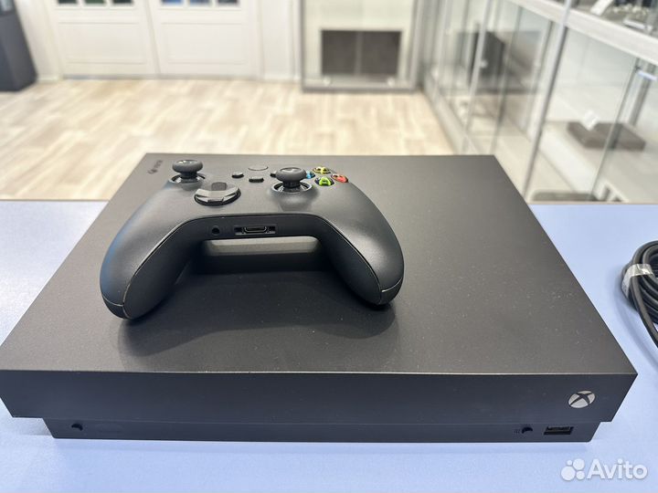 Xbox one X 1TB