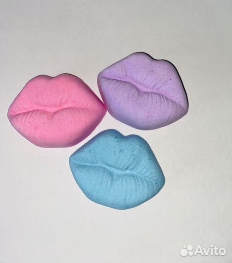 Бомбочка для ванн «Губы»