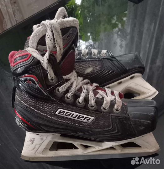 Коньки хоккейные вратарские детские