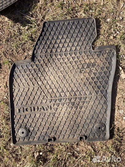 Ковры автомобильные на Volkswagen Tiguan