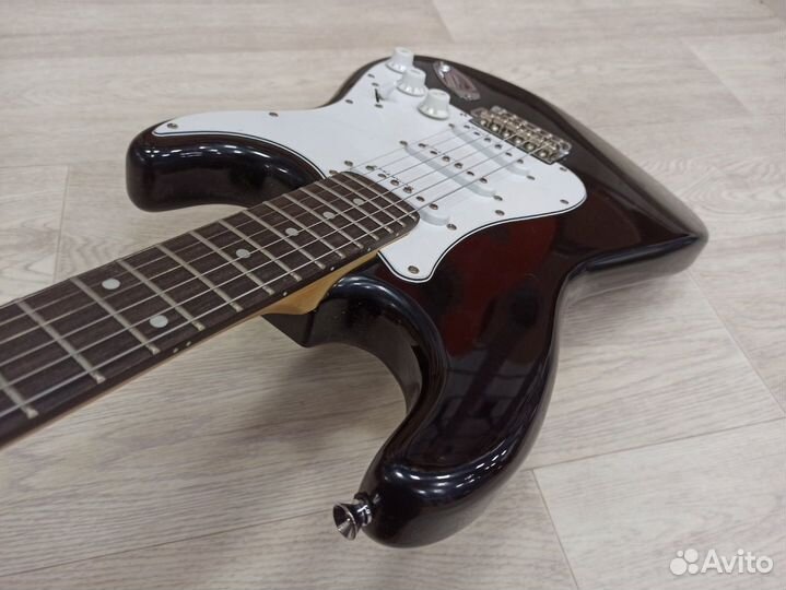 Электрогитара Encore