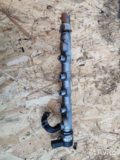 Топливная рампа Vag 2.0tdi