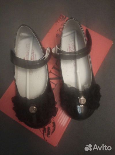 Туфли для девочки 27 размер