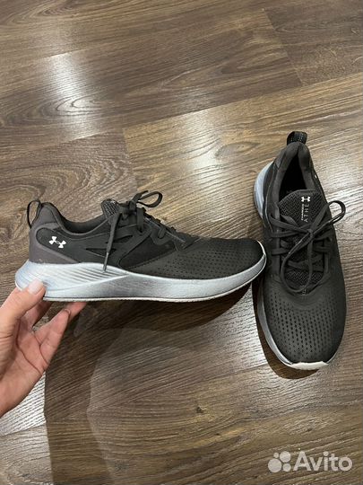 Кроссовки женские under armour 39