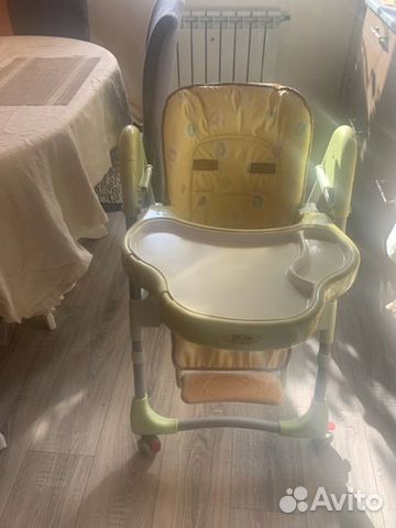 Детский стульчик для кормления