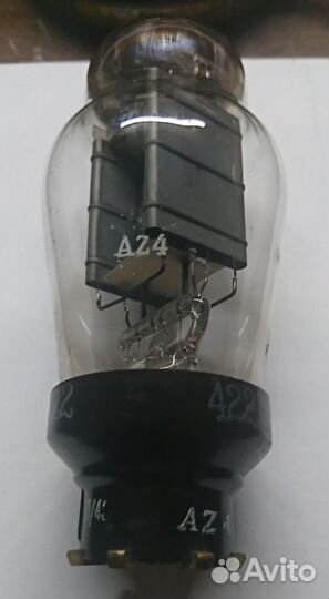 Кенотрон AZ4