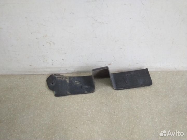 Обшивка двери багажника Mercedes Benz GLK-Class X2