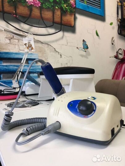 Аппарат для маникюра strong 210