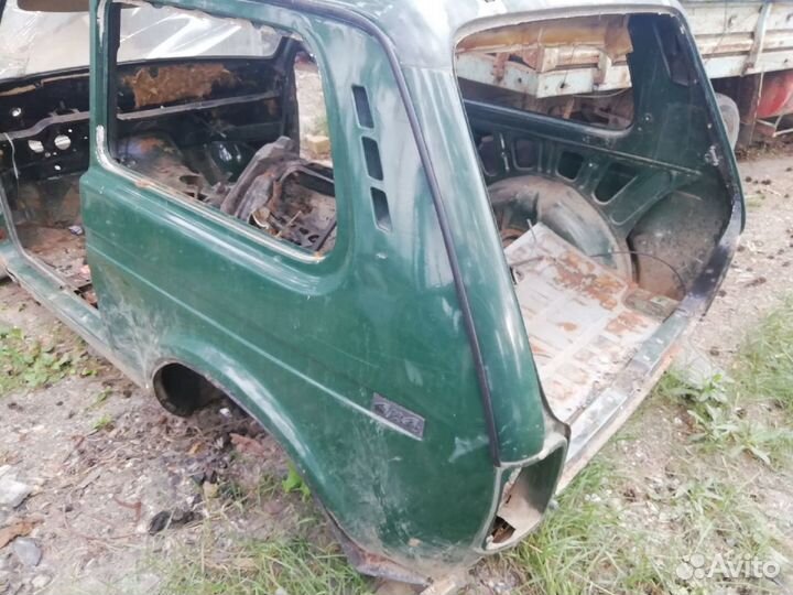 Заднее крыло четверть нива 21213