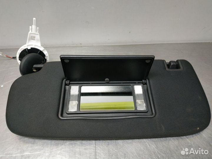 Козырек солнцезащитный левый Jeep Grand Cherokee