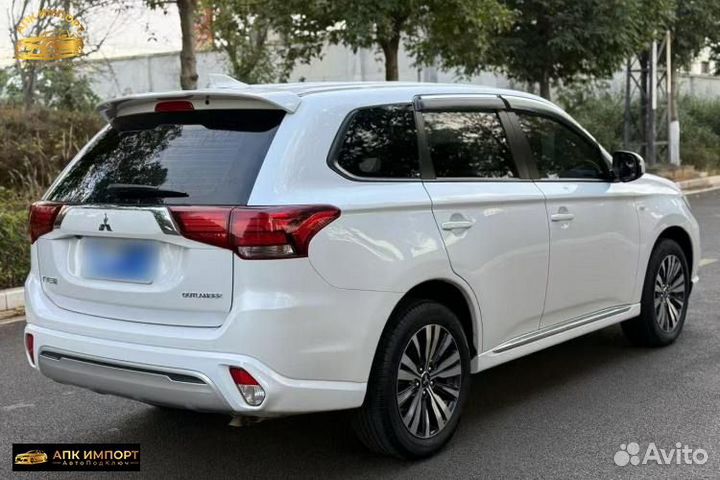 Mitsubishi Outlander 2.0 CVT, 2021, 34 100 км