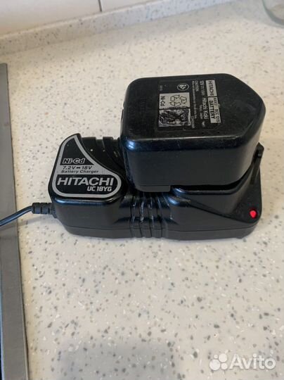Зарядное устройство Hitashi