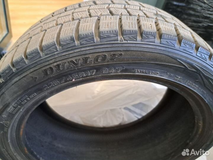 Dunlop SP Winter Maxx WM01 225/45 R17 94T