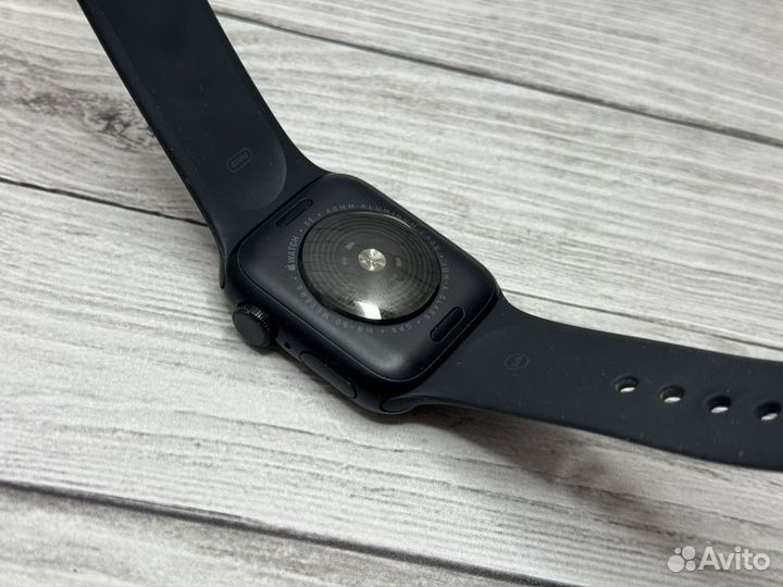 Часы apple watch se 2 40 mm 2022 акб 91