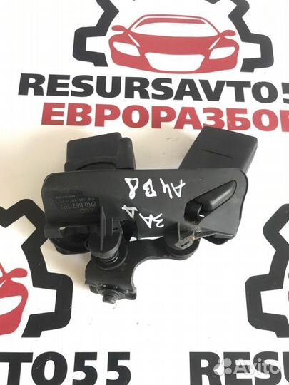 Замок ремня безопасности задний Audi A4 B8 2.0T