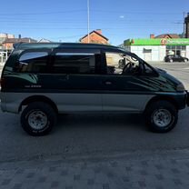 Mitsubishi Delica 2.5 AT, 1990, 356 800 км, с пробегом, цена 1 100 000 руб.