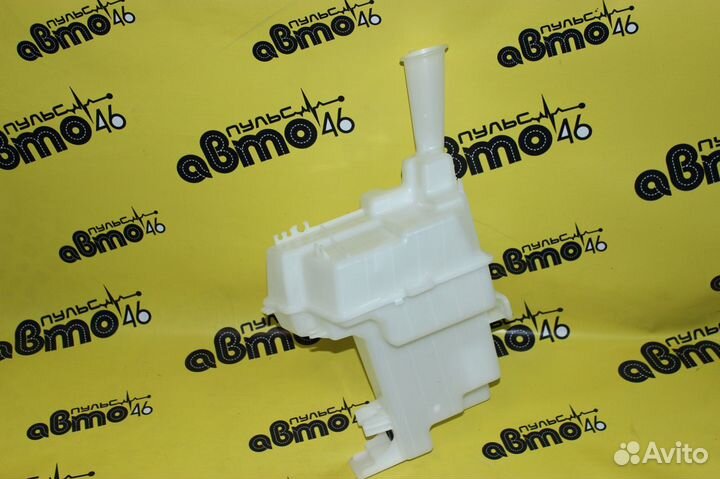 Бачок омывателя Киа Рио 5 Икс Лайн