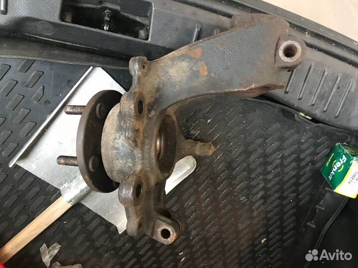 Поворотный кулак форд фокус 3