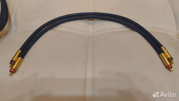 Кабель межблочный AudioQuest Quartz x3 rca 0,5m