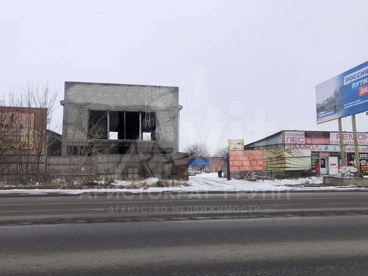 Продам здание, 713 м²