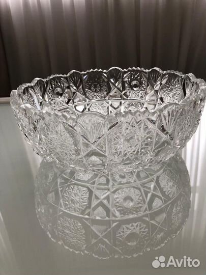 Хрустальная ваза