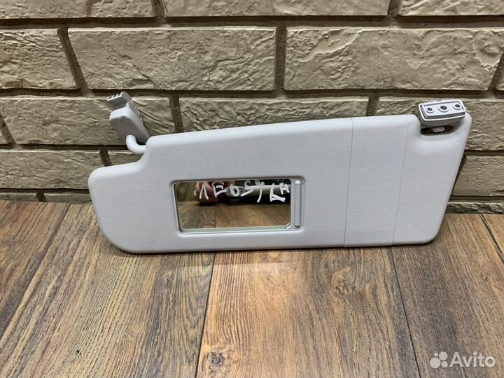 Seat Leon (1P1) Козырек солнцезащитный LH RH