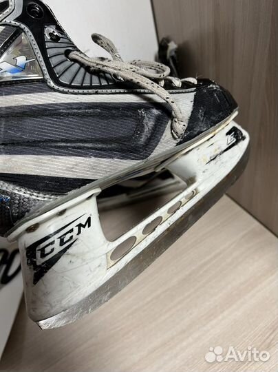 Коньки хоккейные ссм