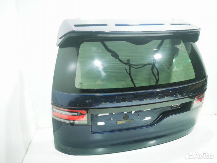 Крышка (дверь) багажника Land Rover Discovery 5