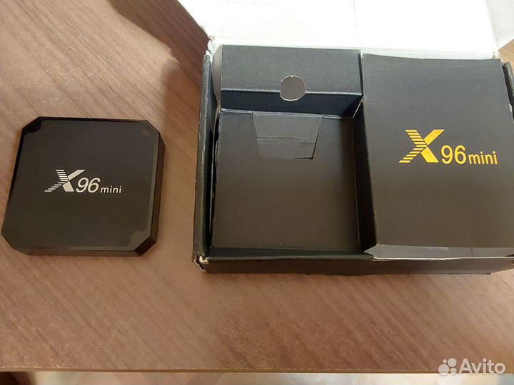 Смарт тв шоу бокс vontar модель X96 mini
