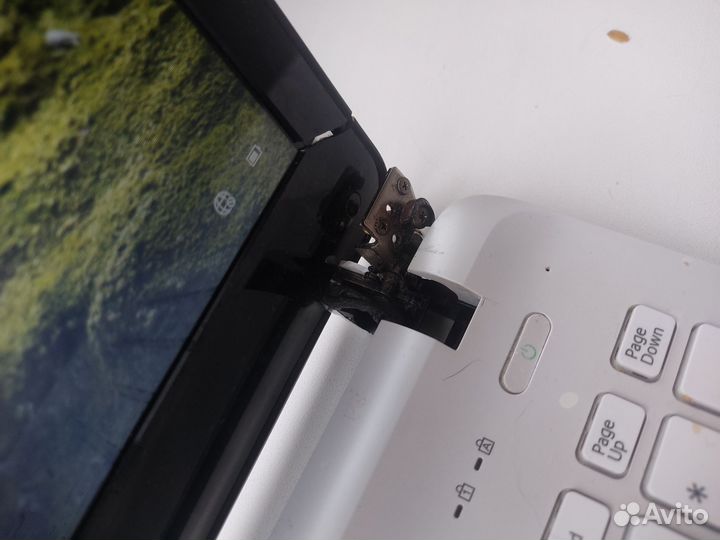 Ноутбук sony vaio i3