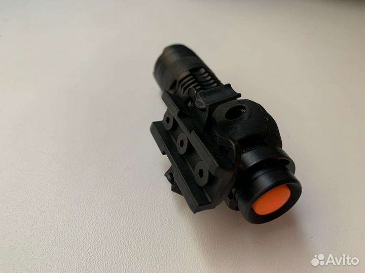 Тактический фонарь на шлем рельсы Ops-core