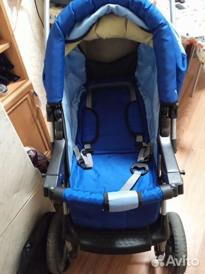 Прогулочная коляска