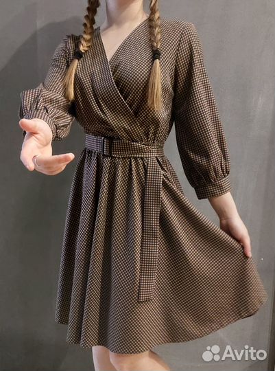 Коричневое платье