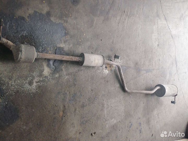 Выхлопная труба рено сандеро 1