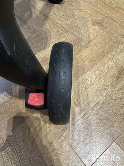 Коляска автокресло doona plus с базой isofix