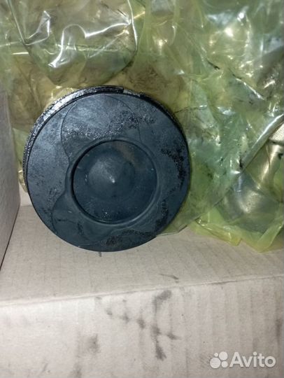 Поршень D76 палец D26 Renault Kangoo K9K