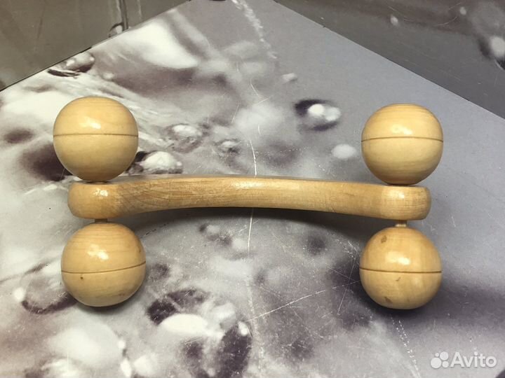 Деревянный ручной массажер