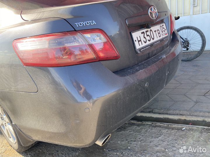 Бампер задний toyota camry 40