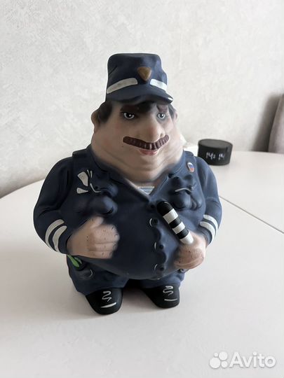 Копилка для денег большая