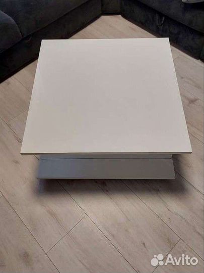 Журнальный столик