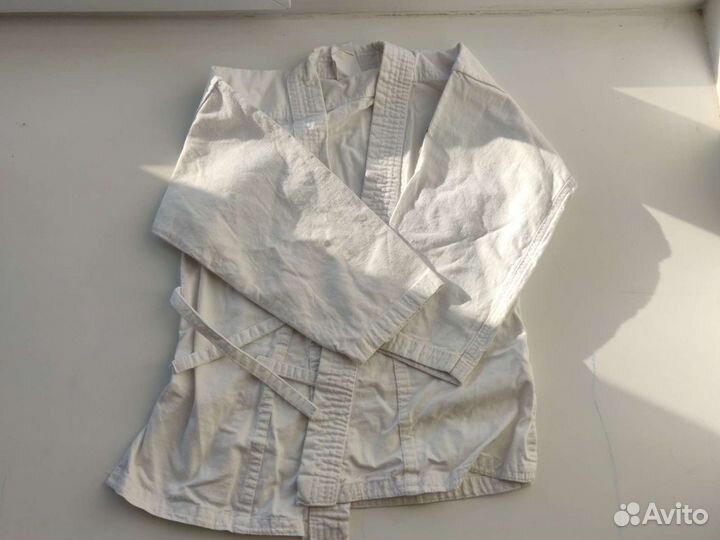 Форма для занятий каратэ 110см