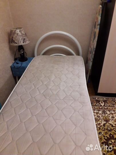 Кровать с матрасом бу