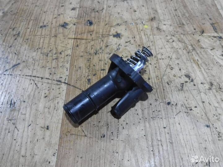 Корпус термостата Ford Focus II 2008-2011