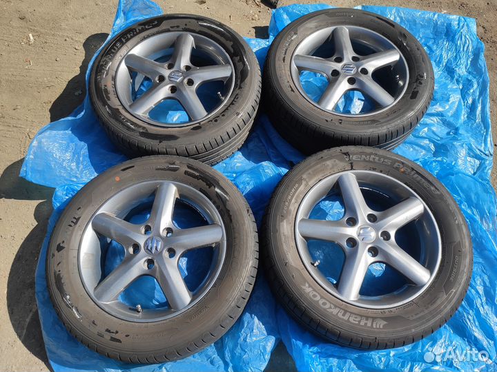 Литые диски R16 на летней резине. Suzuki sx4