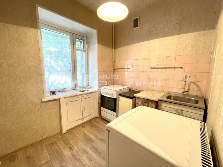 1-к. квартира, 30 м², 1/9 эт.